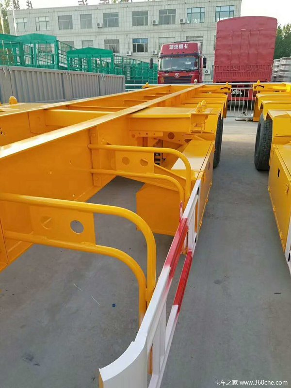 轻型半挂车仓栅式半挂车图片