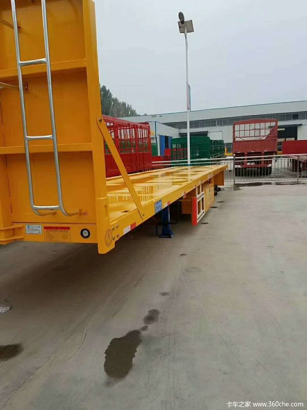 轻型半挂车仓栅式半挂车图片