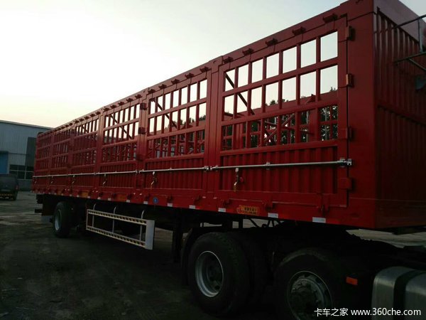 轻型半挂车仓栅式半挂车图片