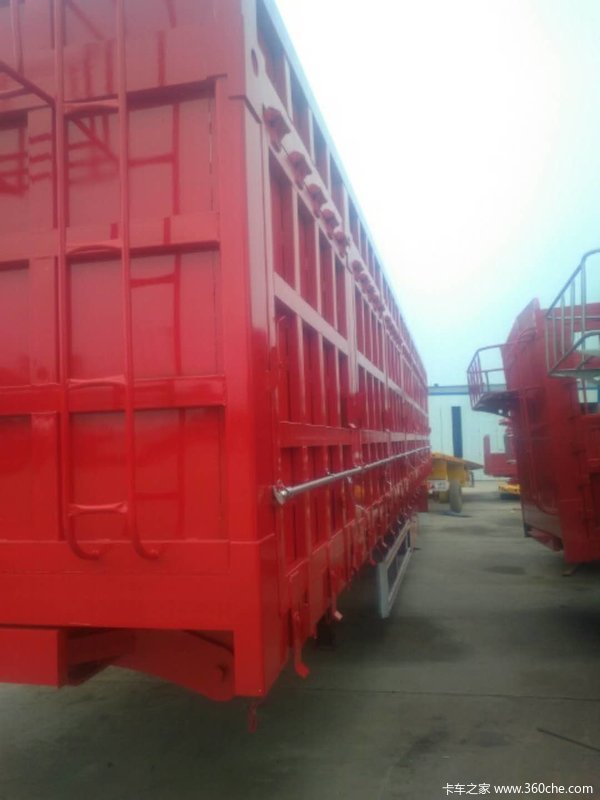 山东挂车厂家直销仓栅式半挂车图片