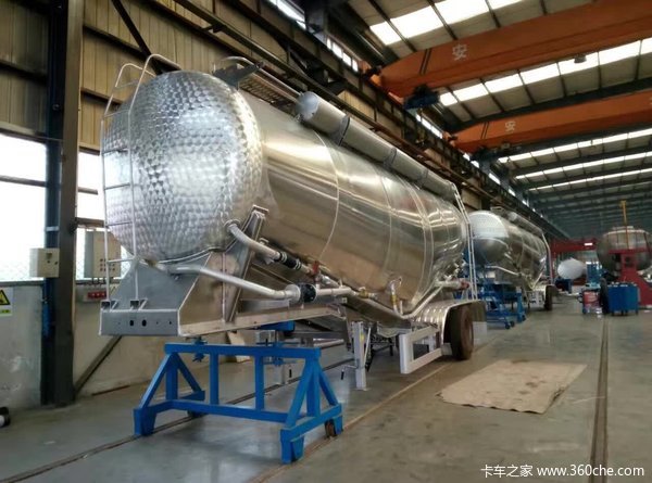 13米罐车平板式半挂车图片