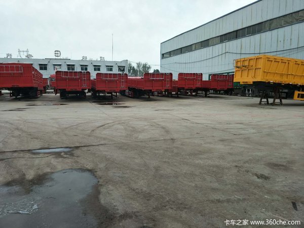 标车侧翻自卸自卸半挂车图片