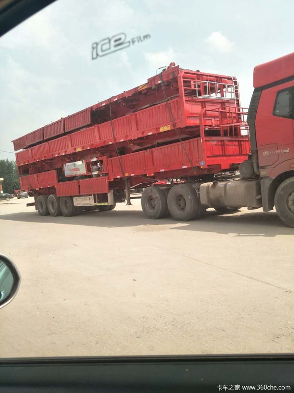 标车侧翻自卸自卸半挂车图片