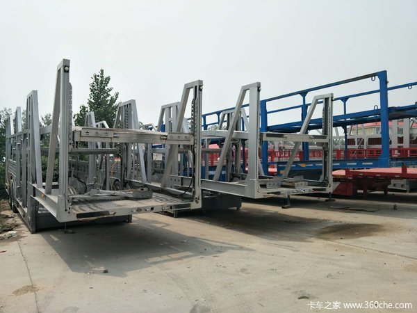 六位轿运车车辆运输半挂车图片