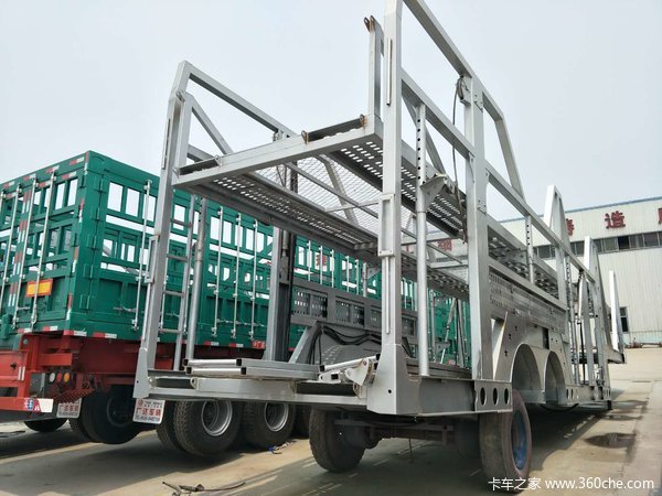 六位轿运车车辆运输半挂车图片