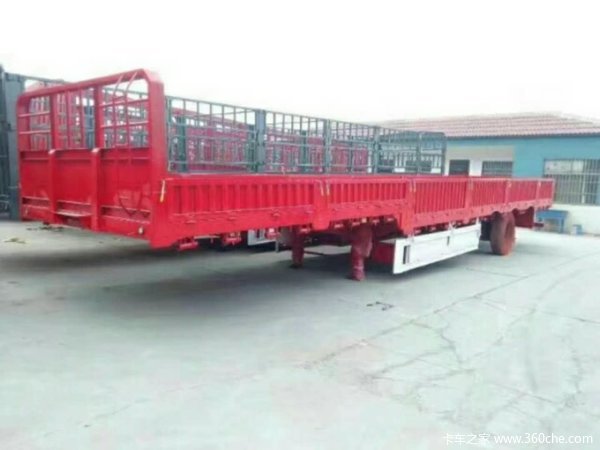 承载力强，专业设计拉钢筋鹅卵石废铁散货专用栏板式半挂车图片