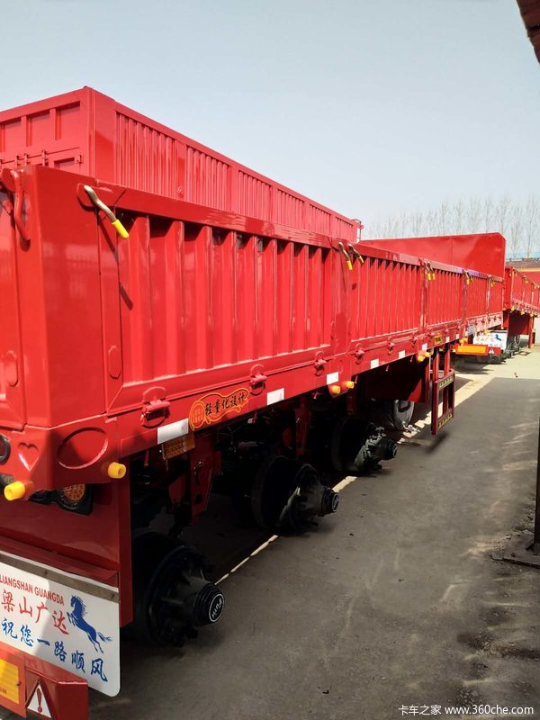 60标箱整车栏板式半挂车图片