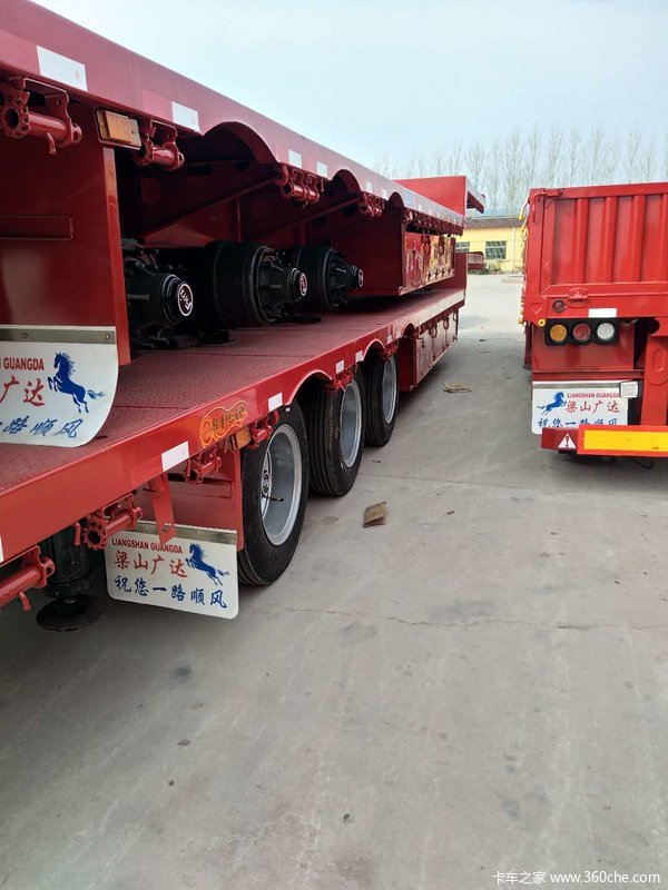 60标箱整车栏板式半挂车图片