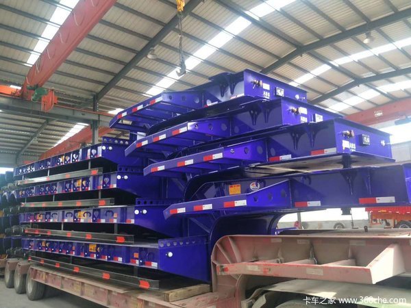 低平板运输车低平板半挂车图片