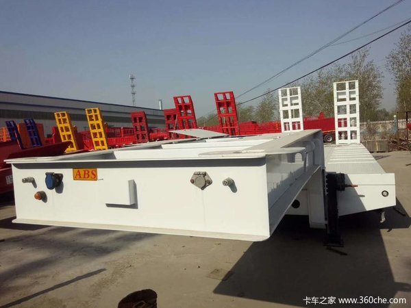 低平板运输车低平板半挂车图片