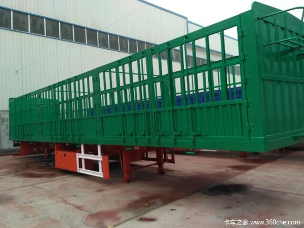 超轻体花篮自重不到5.5吨，包拉55吨。仓栅式半挂车图片