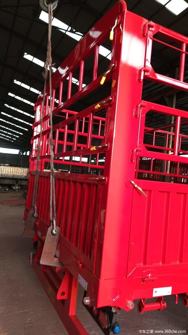 13米轻型仓栏仓栅式半挂车图片