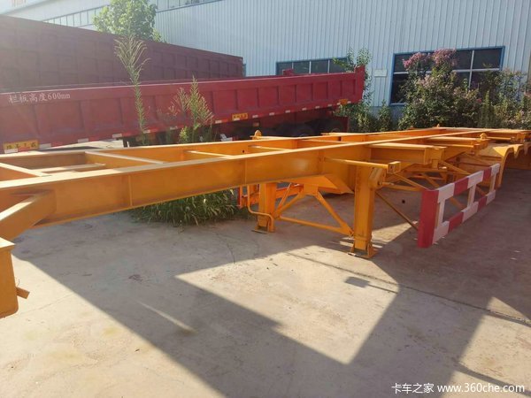 超轻半挂车集装箱式半挂车图片