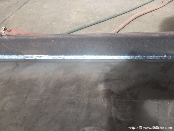 河南金马诚信企业，全自动机械焊接技术，轻量化，质量三包厢式半挂车图片