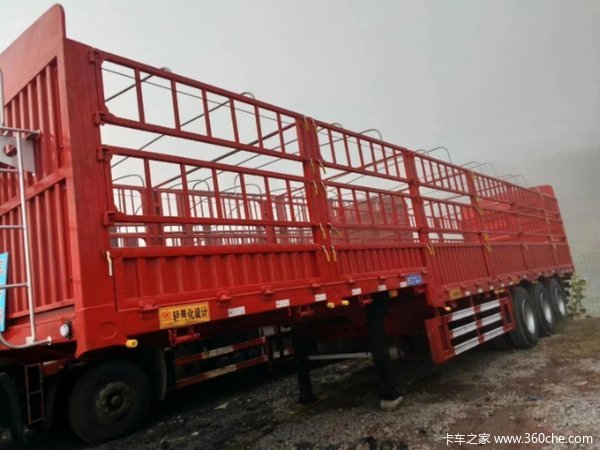 四川挂车总经销厂家直销厢式半挂车图片