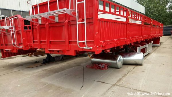 轻量化设计，厂家直销，13米标车侧翻自卸半挂车图片