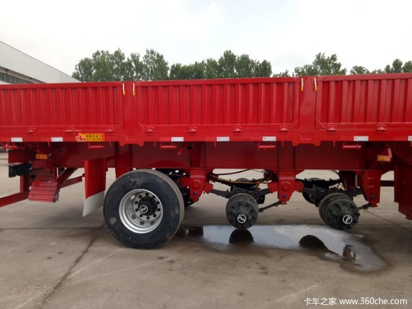 轻量化设计，厂家直销，13米标车侧翻自卸半挂车图片