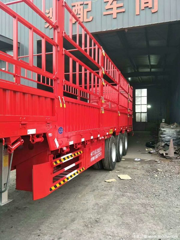 宏驰挂车仓栅式半挂车图片