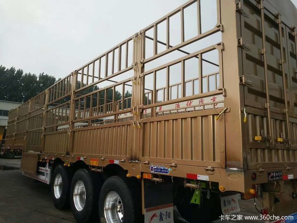 13米花篮出售仓栅式半挂车图片