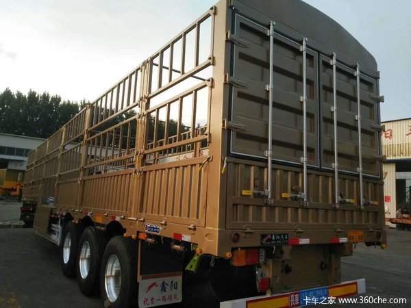 13米花篮出售仓栅式半挂车图片