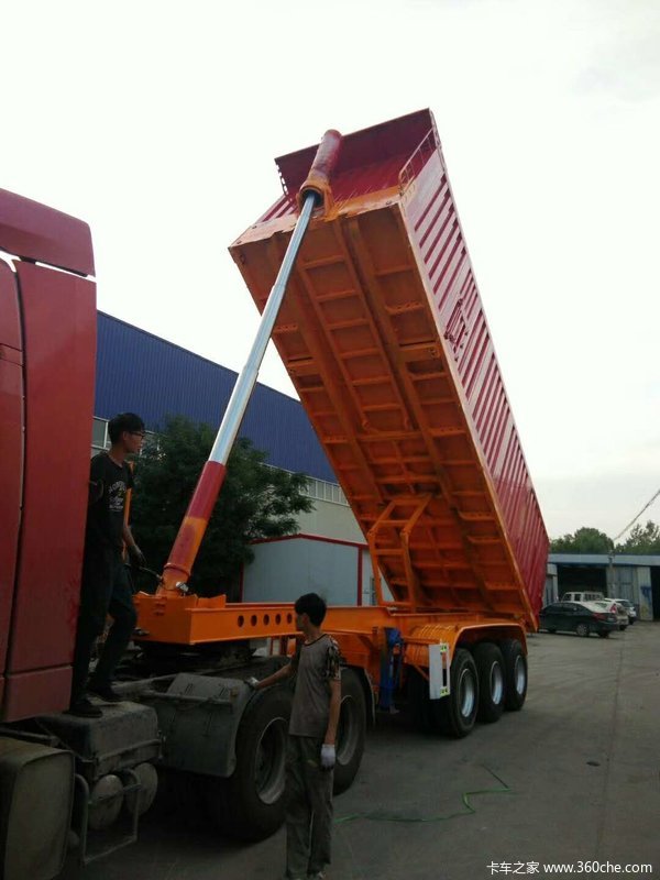 60轻型侧翻，8米–11米后翻自卸自卸半挂车图片
