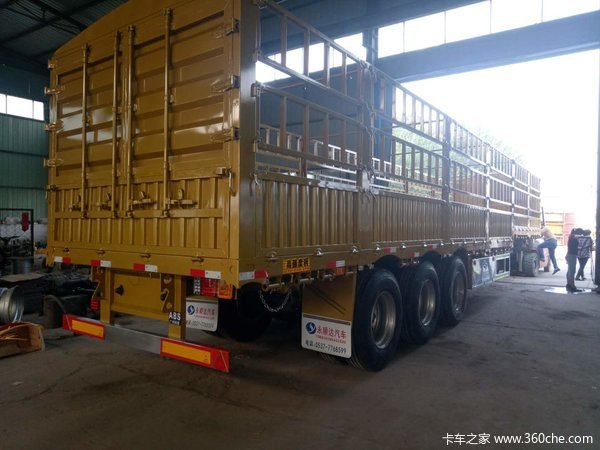 苍栏半挂车仓栅式半挂车图片