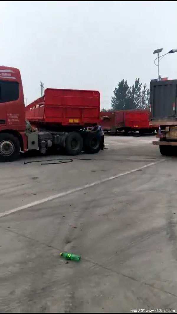 标挂自卸车自卸半挂车图片