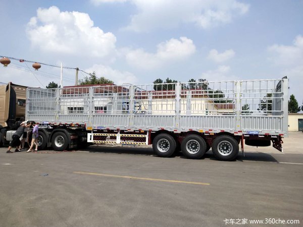 13米高低式仓栏运输半挂车仓栅式半挂车图片