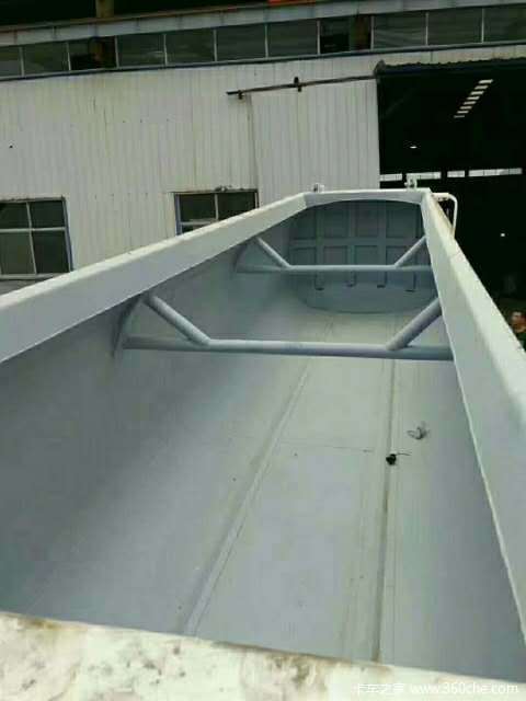 罐式后翻自卸车罐式半挂车图片