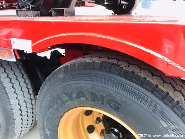 17.5米大板替代车型13.75×3米低平板低平板半挂车图片