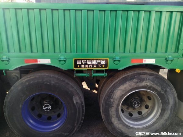 富华13米标箱，侧翻价格另算。（此价格不含轮胎钢圈）栏板式半挂车图片