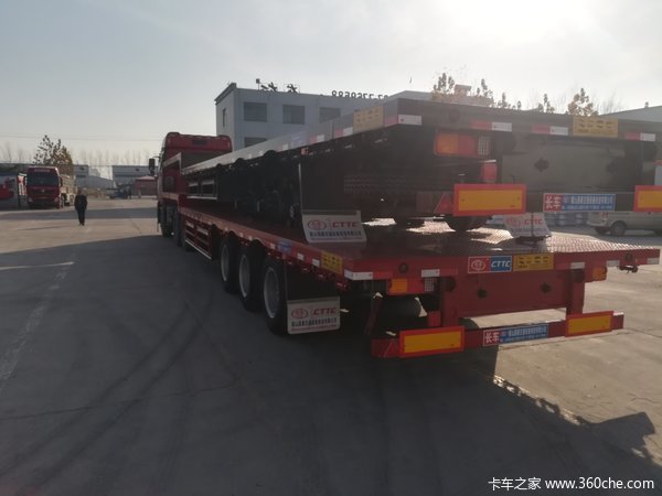 13.75前后等宽大板包牌出售低平板半挂车图片