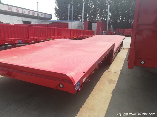 13.75前后等宽大板包牌出售低平板半挂车图片