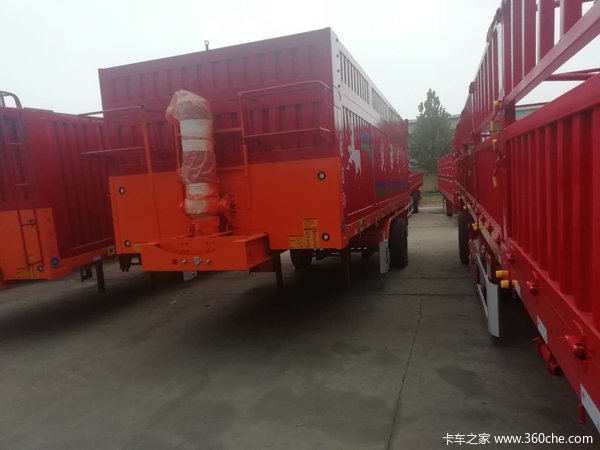 后翻自卸半挂车自卸半挂车图片