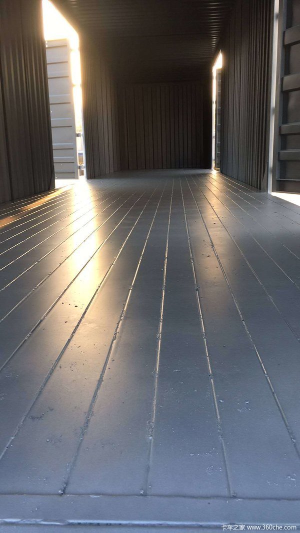 十二米～十八米，各种物流厢车，飞翼厢车。集装箱式半挂车图片