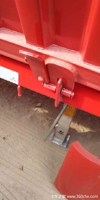 13米60公分自卸车自重6.7吨包拉60自卸半挂车图片