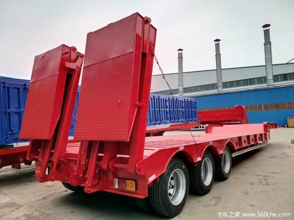 工程机械半挂运输半挂车凹梁式低平板图片