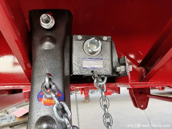 前后等宽十三米七五三米宽低平板低平板半挂车图片