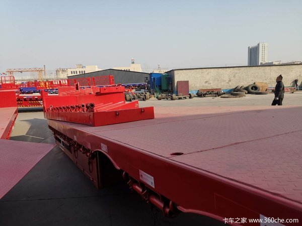 前后等宽十三米七五三米宽低平板低平板半挂车图片