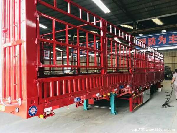 2019新款苍蓝，自重轻，承载力强。仓栅式半挂车图片