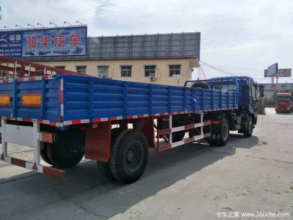 专业供应栏板式半挂车，新乡骏华，质量好价格优栏板式半挂车图片