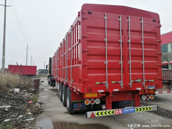 栏板半挂车厂家促销优惠价栏板式半挂车图片