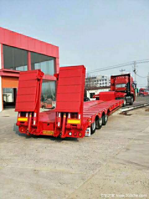 13米平板低平板半挂车平板式半挂车图片
