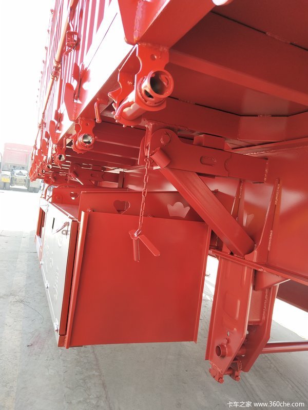 平板侧翻自卸半挂车自卸半挂车图片