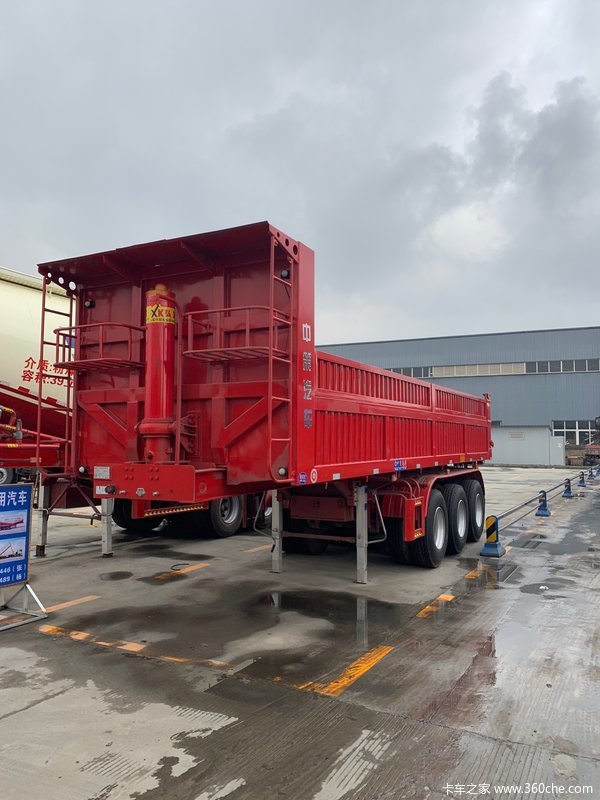 7.8后翻自卸半挂车图片
