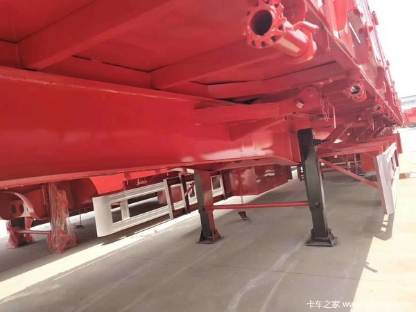 标车侧翻。可加高自卸半挂车图片