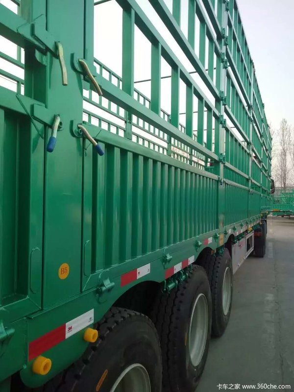 13*苍蓝半挂车仓栅式半挂车图片
