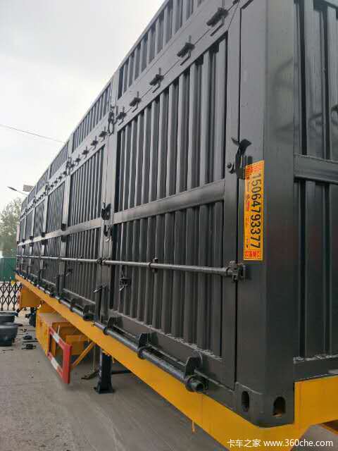 自重轻自卸半挂车图片