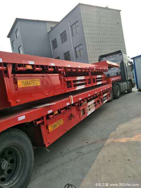 13.75*3米，前后等宽，自重轻，可集中载货低平板半挂车图片