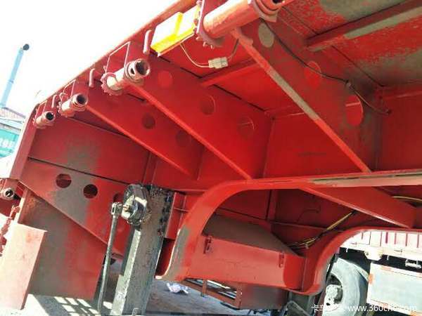 13.75*3米，前后等宽，自重轻，可集中载货低平板半挂车图片